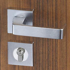 38-55 मिमी के दरवाजे के लिए आसान स्थापना मोर्टिस दरवाजा लॉक जिंक मिश्र धातु हैंडल